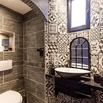 Lägenhet T2 Renove Et Cosy Face Aux Thermes Avec Cour Privative Et Equipements Modernes - Fr-1-401-272