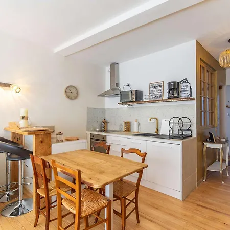 Daire T2 Renove Et Cosy Face Aux Thermes Avec Cour Privative Et Equipements Modernes - Fr-1-401-272 *