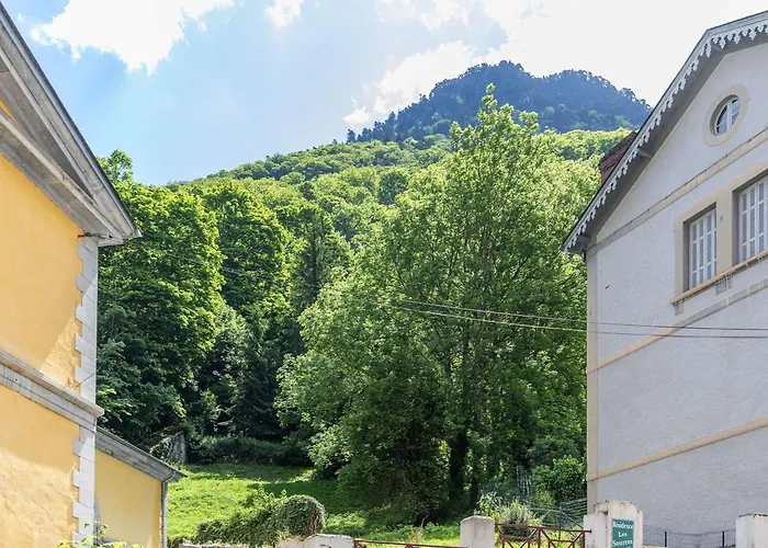 T2 Renove Et Cosy Face Aux Thermes Avec Cour Privative Et Equipements Modernes - Fr-1-401-272 *